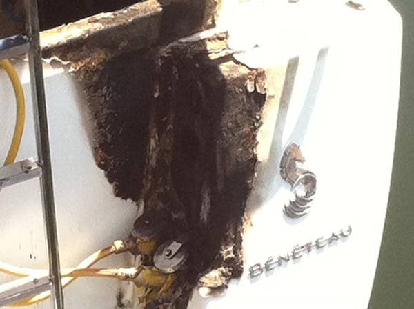 Boat burned due to poorly designed plugs.