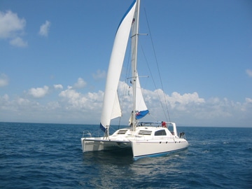 Catamaran Charter in Belize