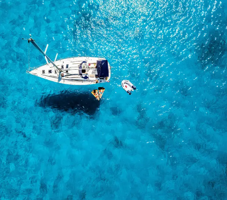 Caribbean yacht charters