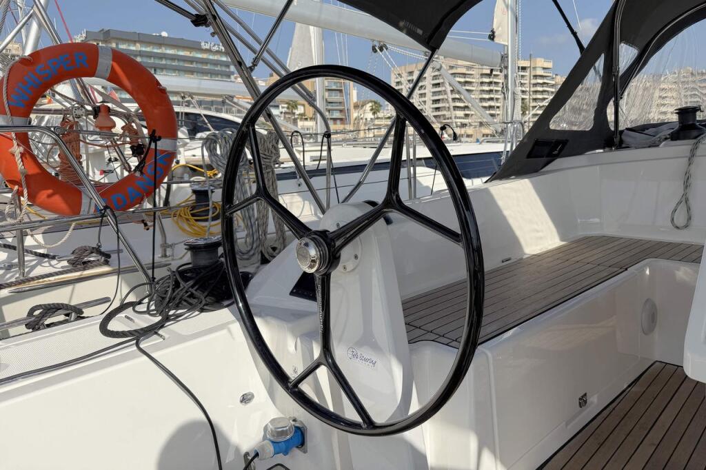 Bavaria C38 Levante