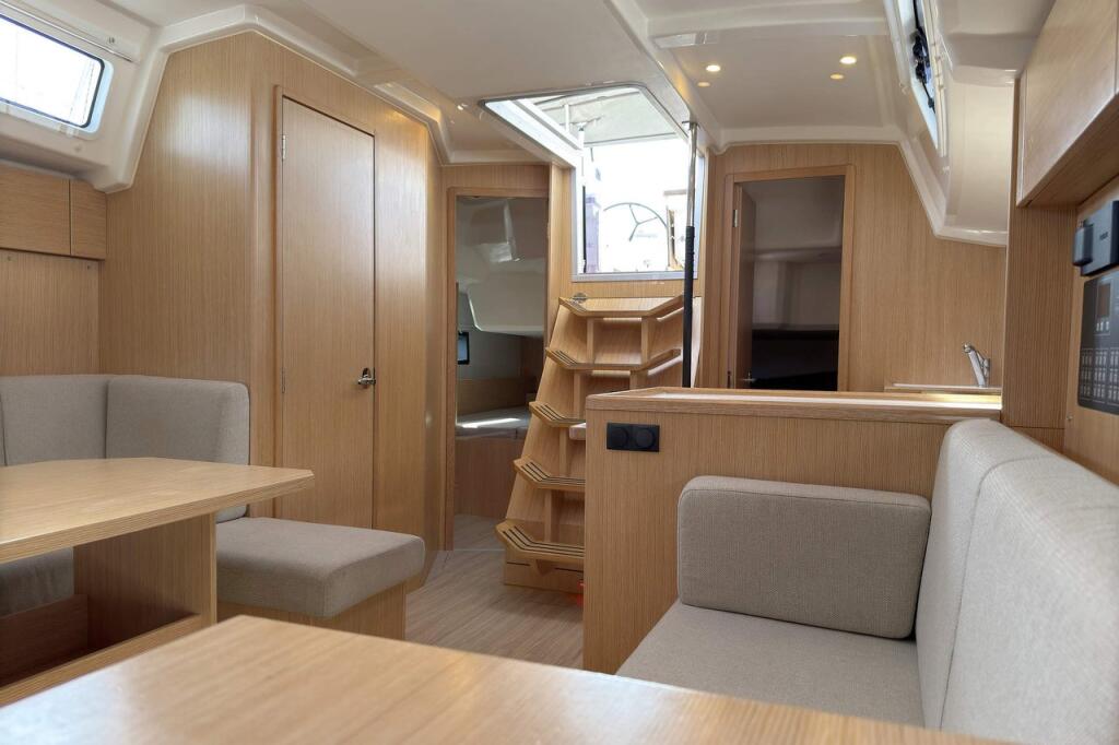 Bavaria C38 Levante