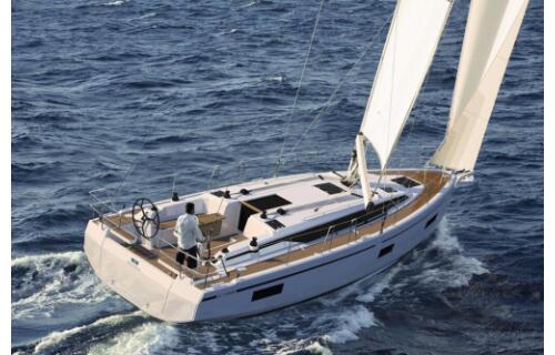 Bavaria C38 Olivia