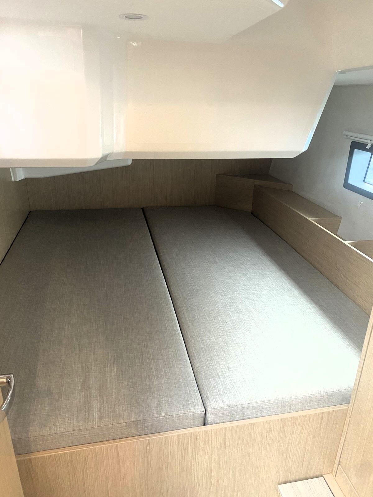 Bavaria C42 Christos