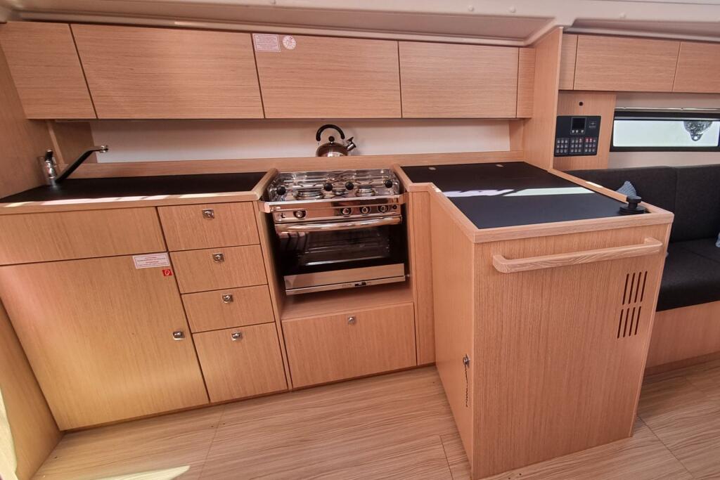 Bavaria C42 Zazu