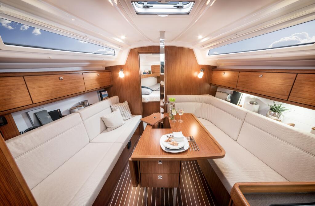 Bavaria Cruiser 34 Born Free