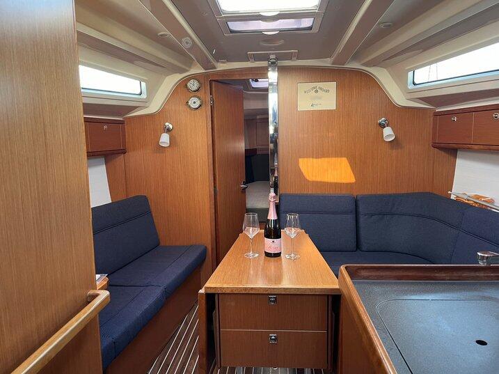 Bavaria Cruiser 37 Maestral