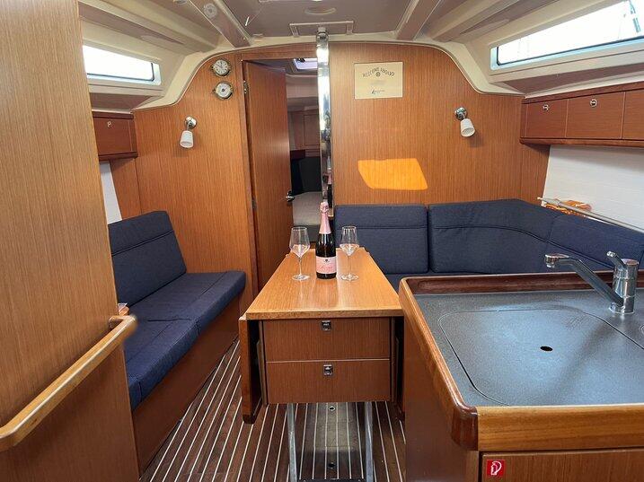 Bavaria Cruiser 37 Maestral