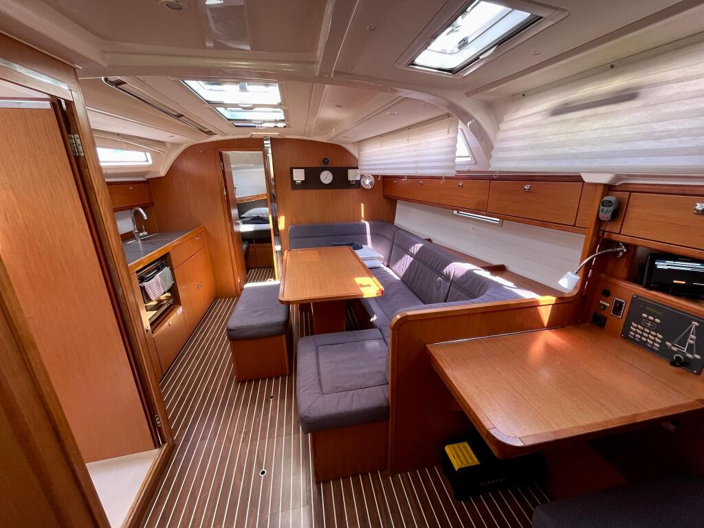 Bavaria Cruiser 41 My Point