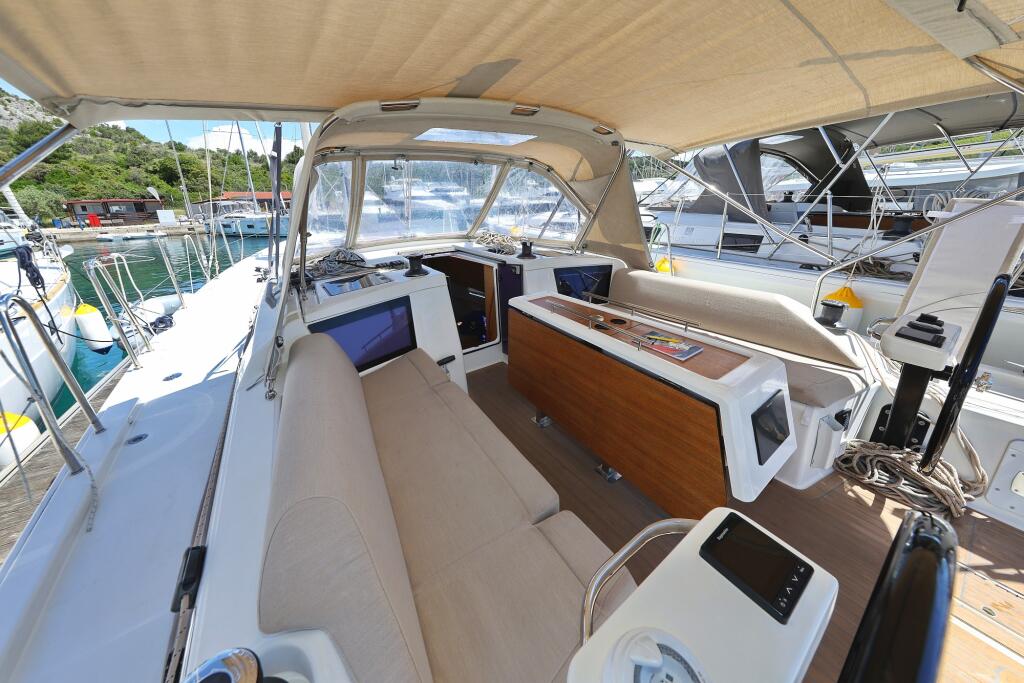 Dufour 390 Olmato