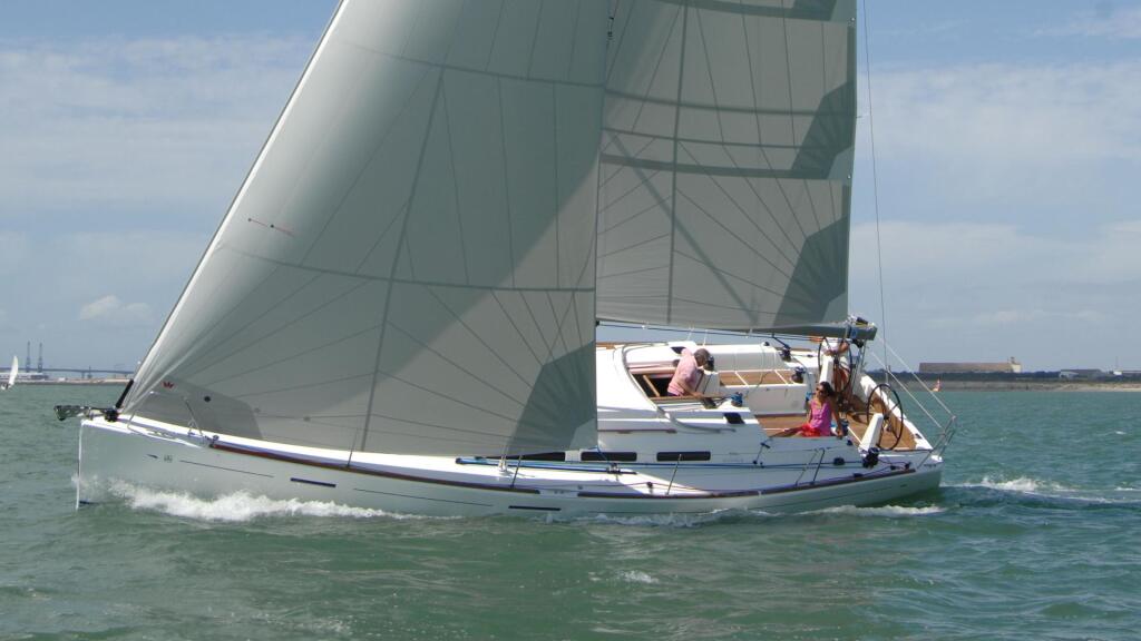 Dufour 40E Passion