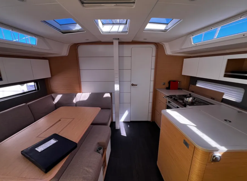 Dufour 41 Blue Dream 2