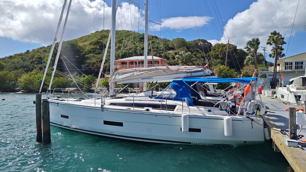 Dufour 430 Sunshine Daydream