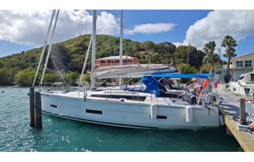 Dufour 430 Sunshine Daydream