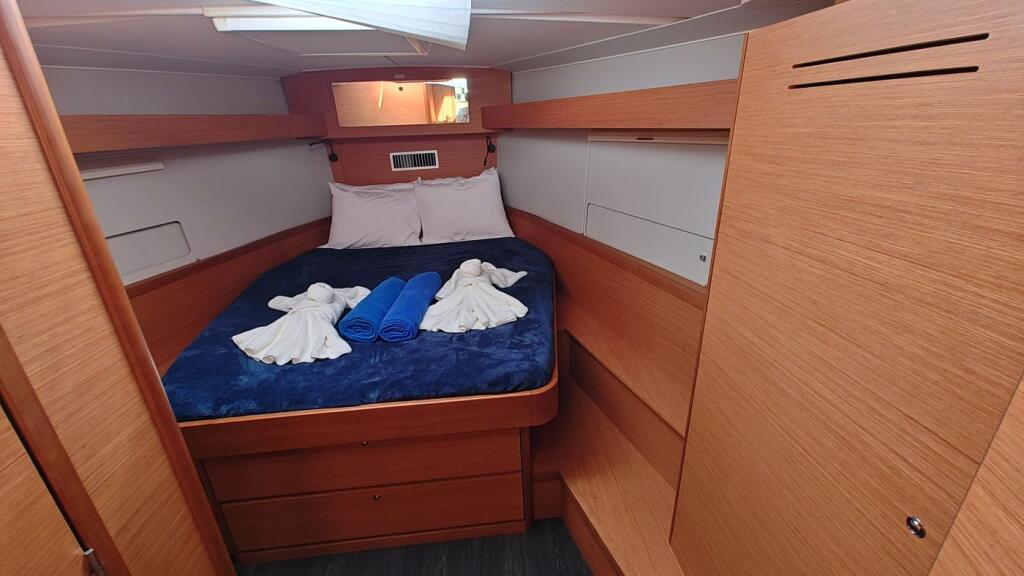 Dufour 430 Dancer