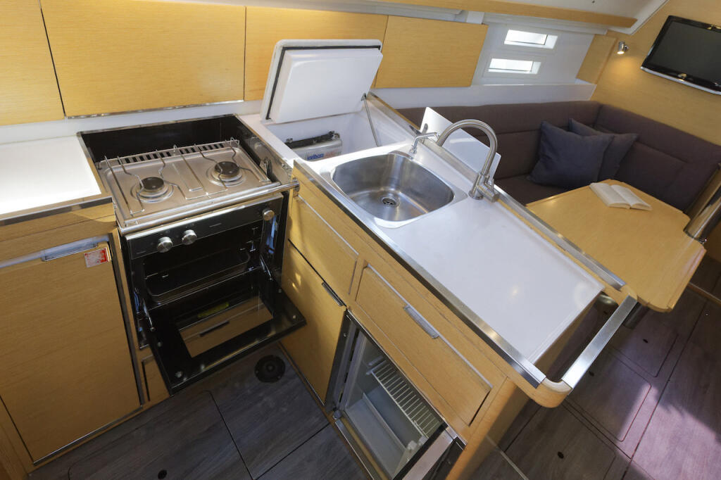 Elan Impression 35 Tesa