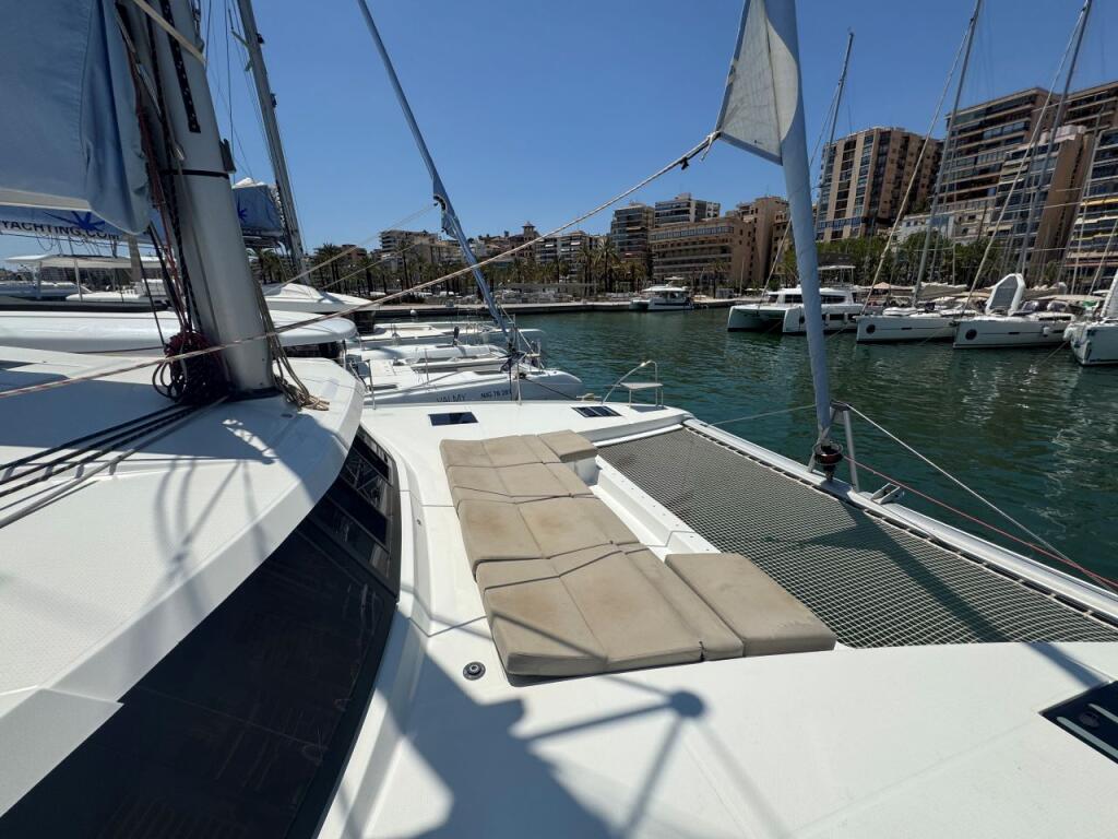 Fountaine Pajot Astrea 42 Quatuor Rosual Mar