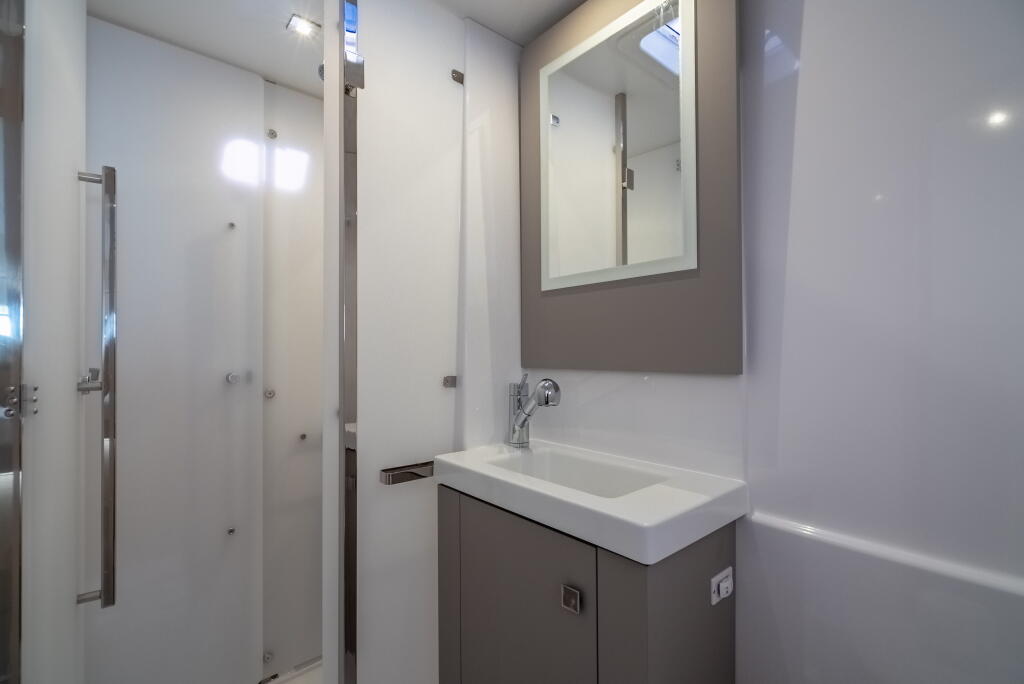 Fountaine Pajot Astrea 42 Rendezvous III