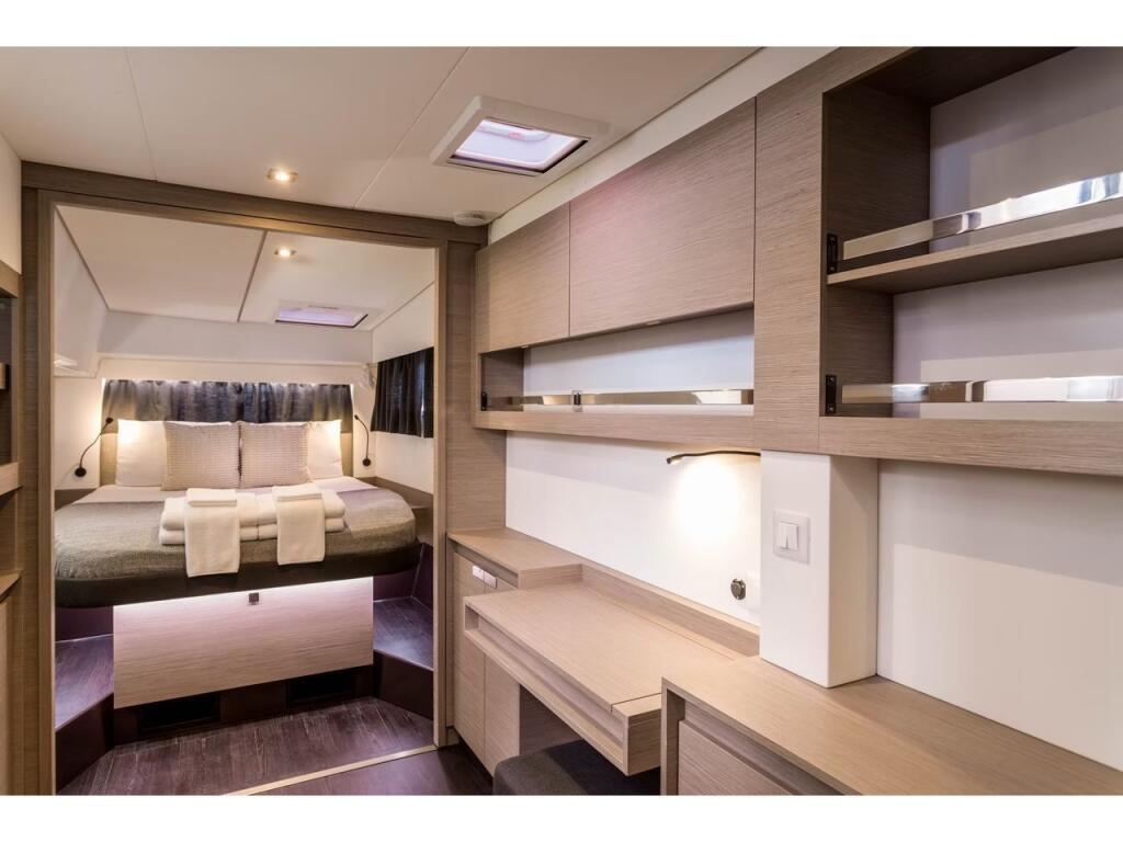 Fountaine Pajot Elba 45 Bikini Bottom