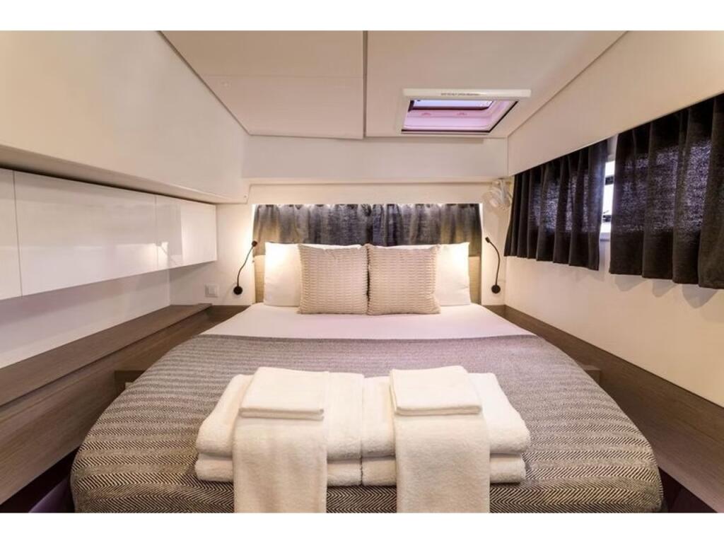 Fountaine Pajot Elba 45 Bikini Bottom