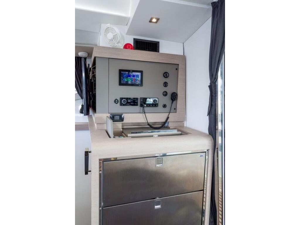 Fountaine Pajot Elba 45 Bikini Bottom
