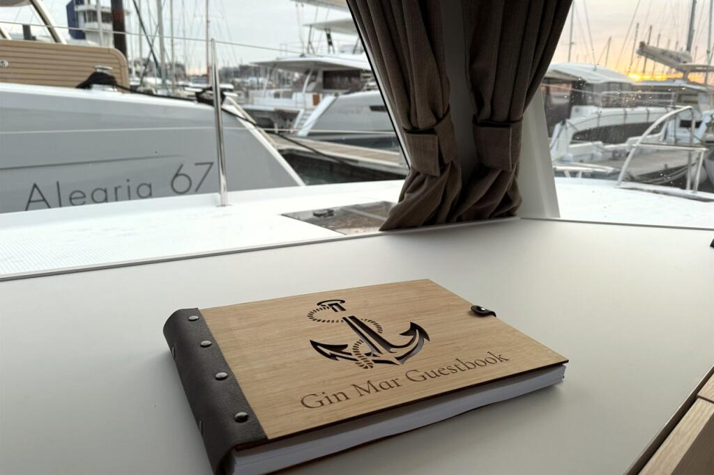 Fountaine Pajot FP 41 Maesto 3 Gin Mar