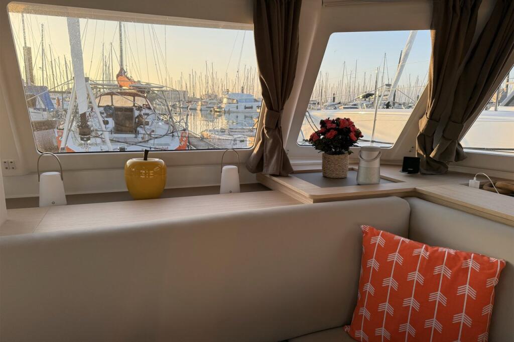 Fountaine Pajot FP 41 Maesto 3 Gin Mar