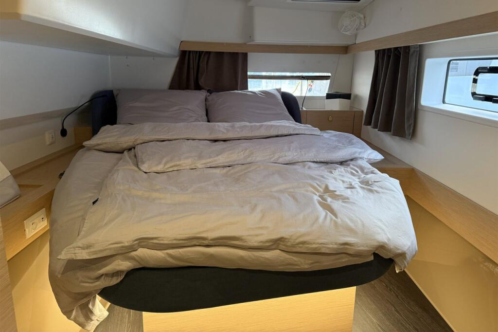 Fountaine Pajot FP 41 Maesto 3 Gin Mar