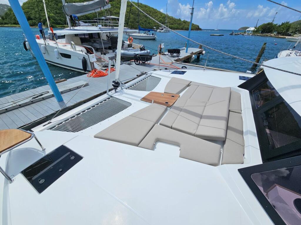 Fountaine Pajot FP 41 Maesto 3 Irish Exit