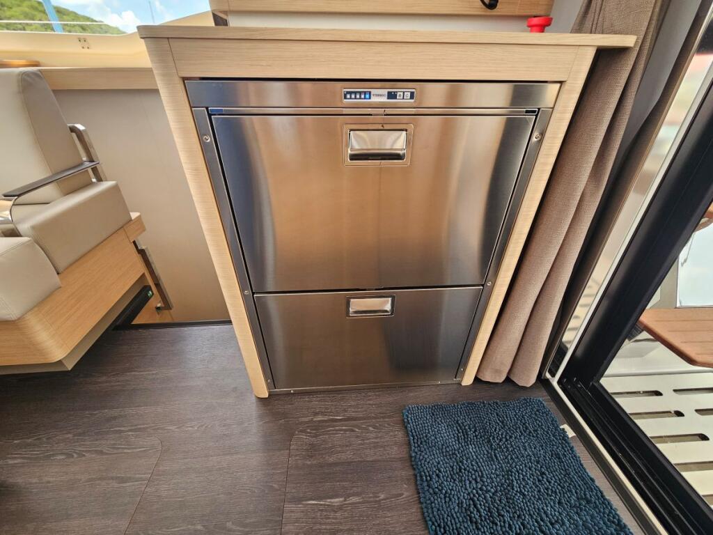 Fountaine Pajot FP 41 Maesto 3 Irish Exit