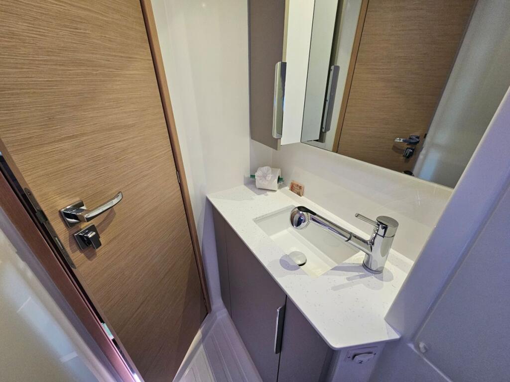 Fountaine Pajot FP 41 Maesto 3 Irish Exit