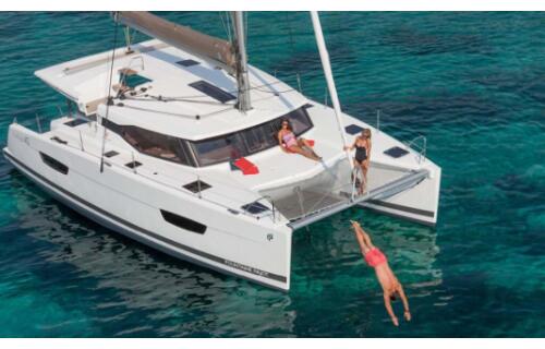 Fountaine Pajot Lucia 40 Luna Rossa II