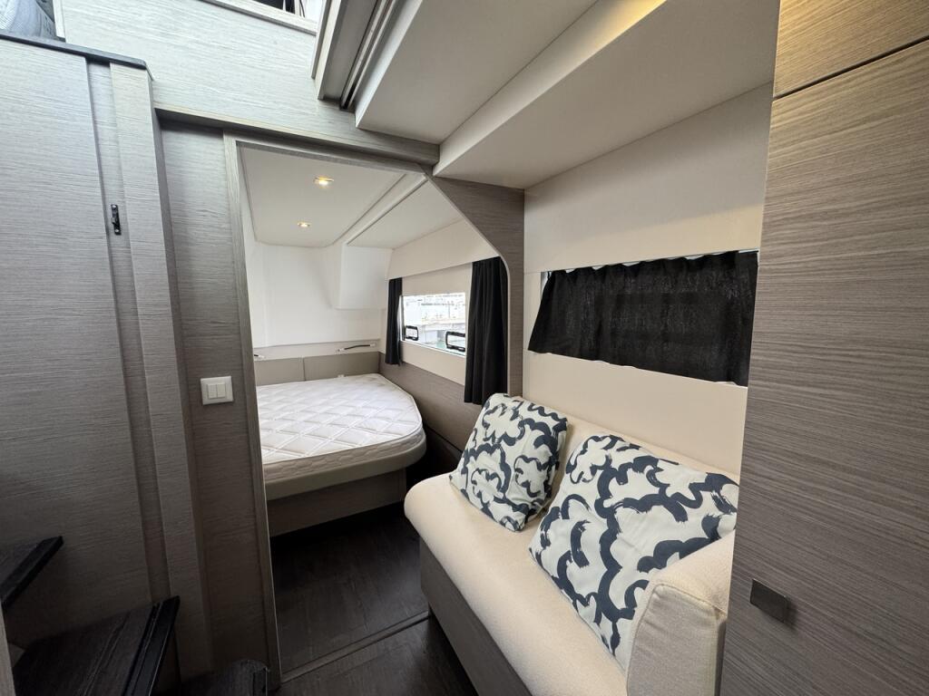 Fountaine Pajot MY4.S - Maestro Blue Champagne