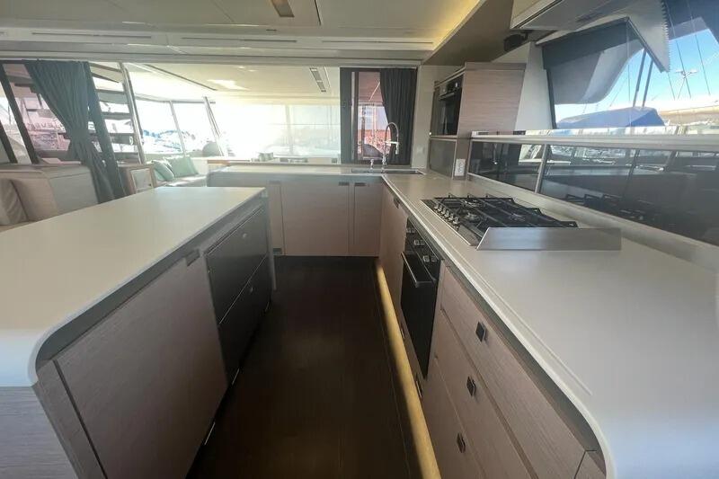 Fountaine Pajot Samana 59 Maia