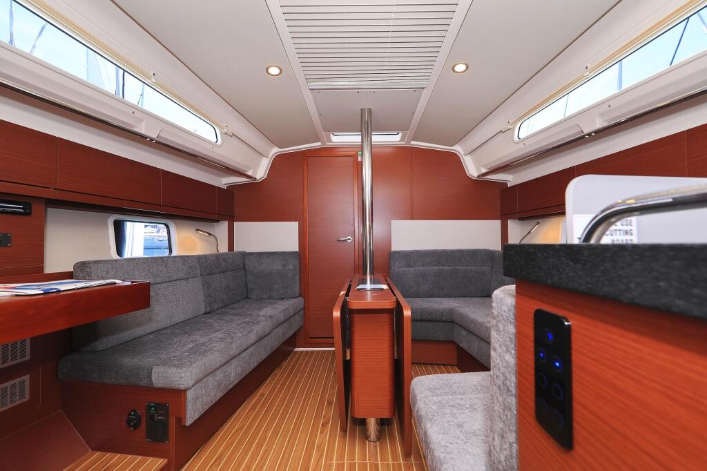 Hanse 388 Free Spirit