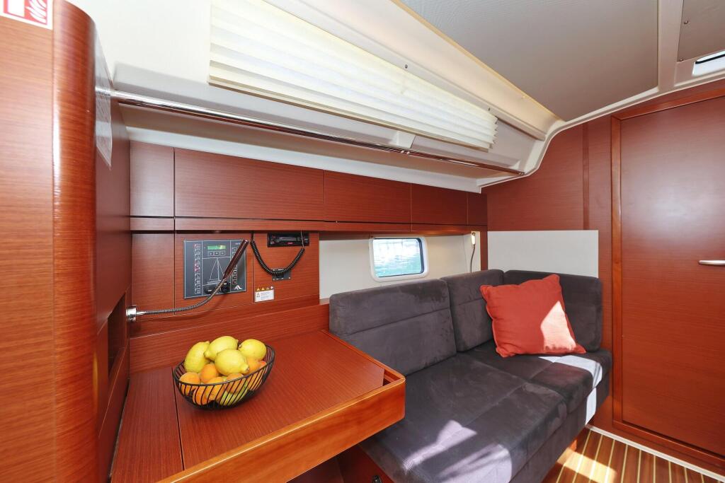 Hanse 388 Free Spirit