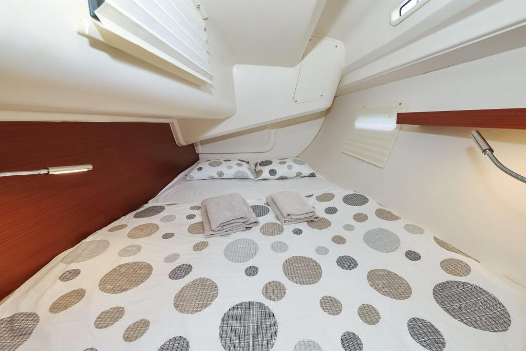 Hanse 388 Free Spirit