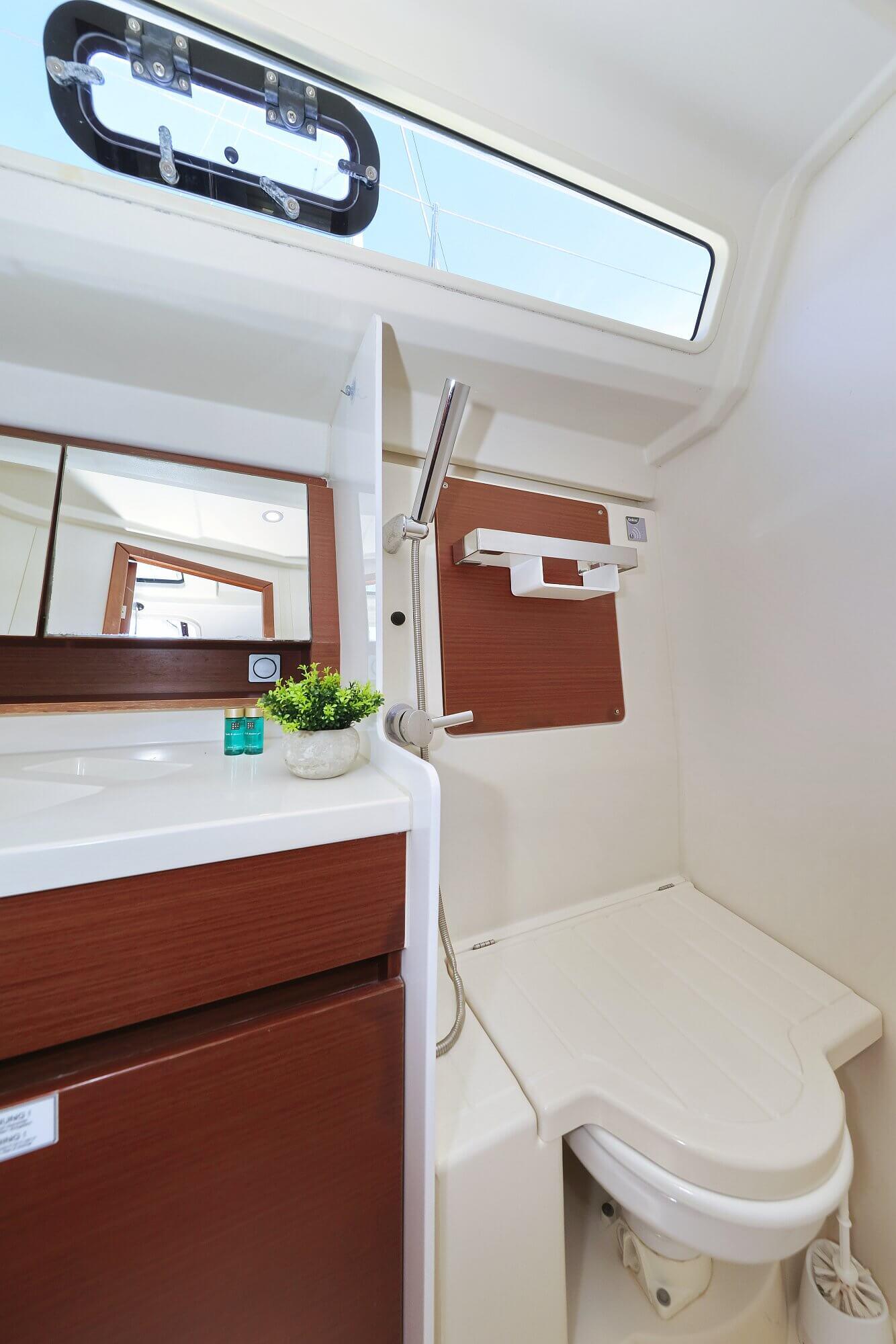 Hanse 388 Free Spirit