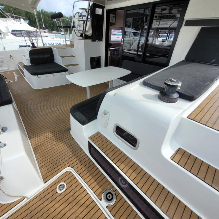 Lagoon 42 Best Love