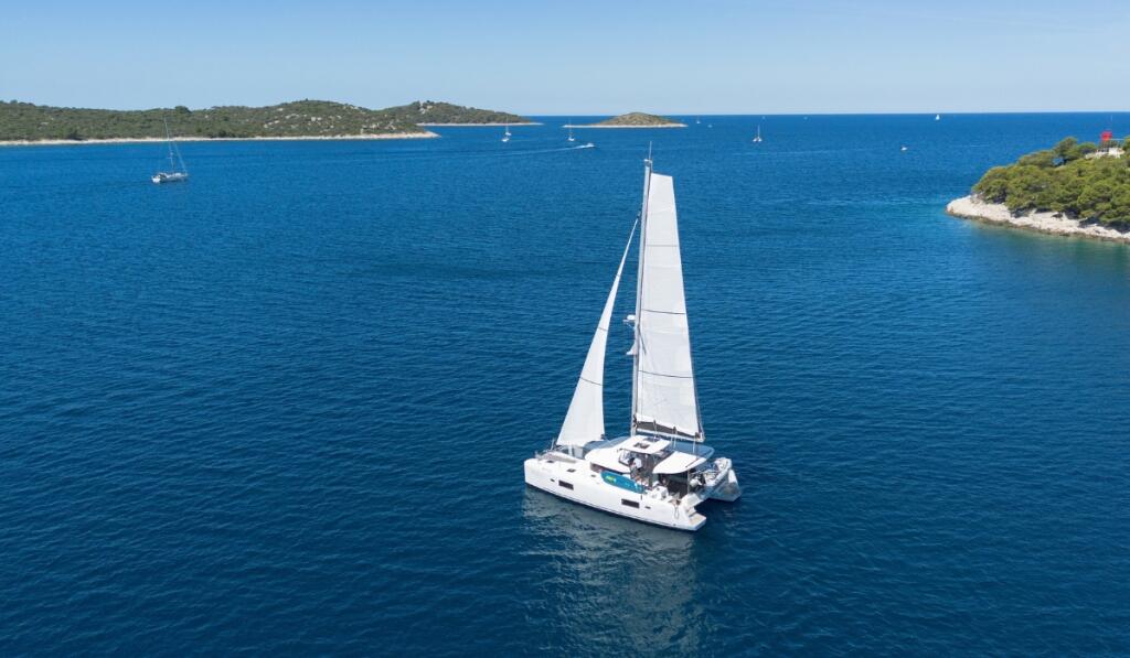 Lagoon 42 Balance 5
