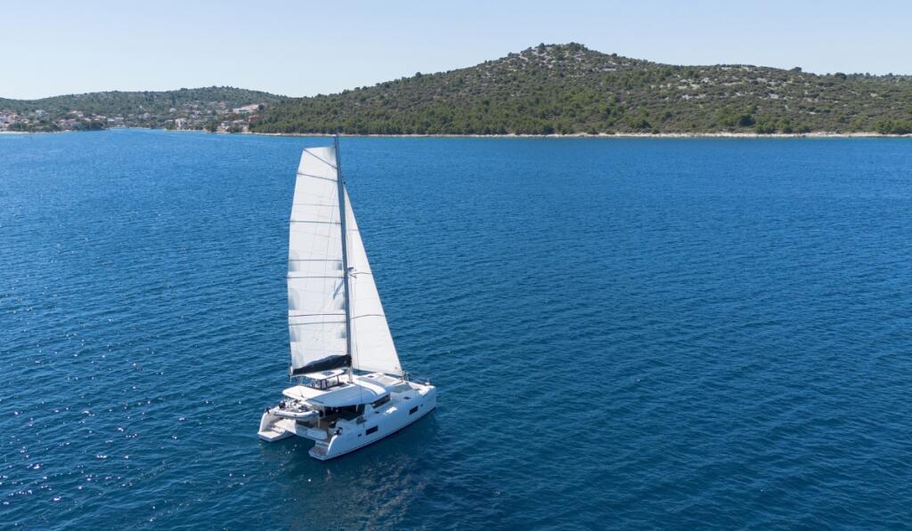 Lagoon 42 Balance 5