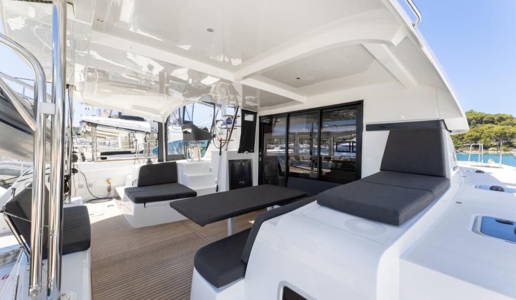 Lagoon 42 Balance 5