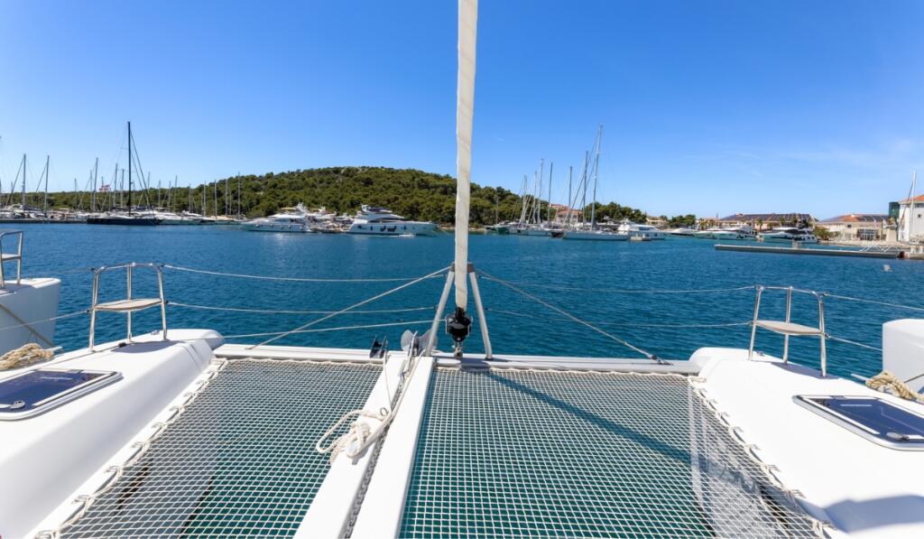 Lagoon 42 Balance 5