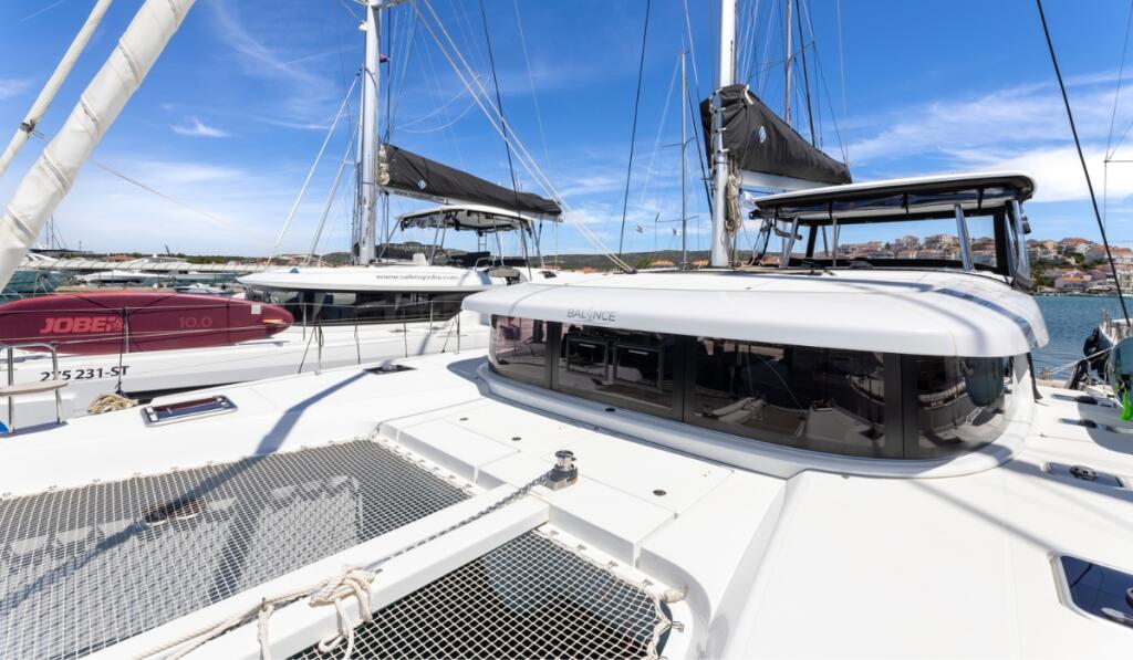 Lagoon 42 Balance 5