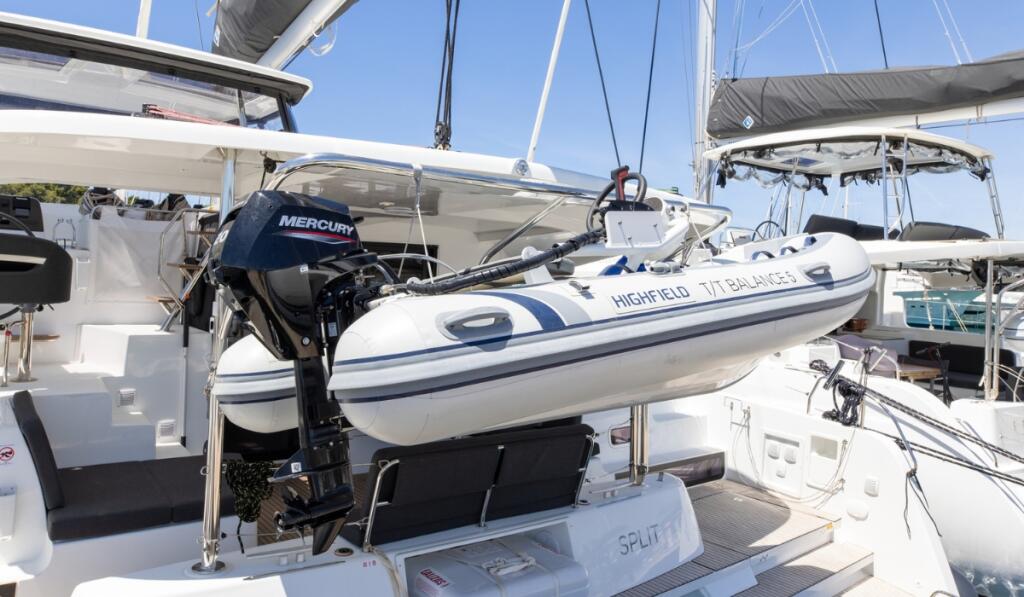 Lagoon 42 Balance 5