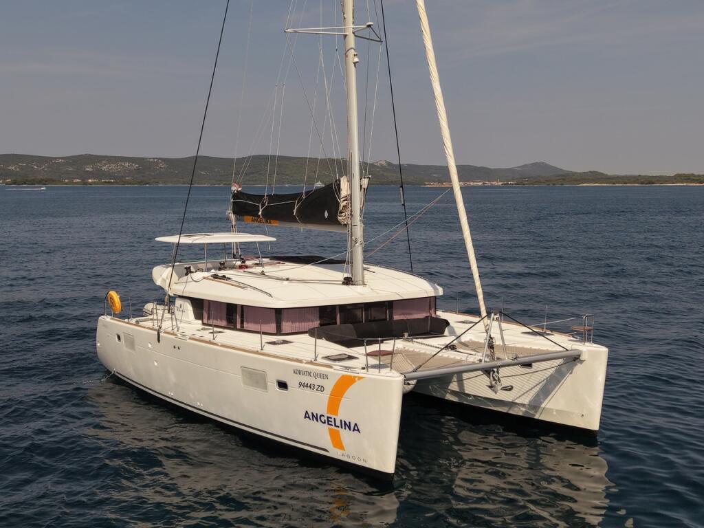 Lagoon 450 S Adriatic Queen