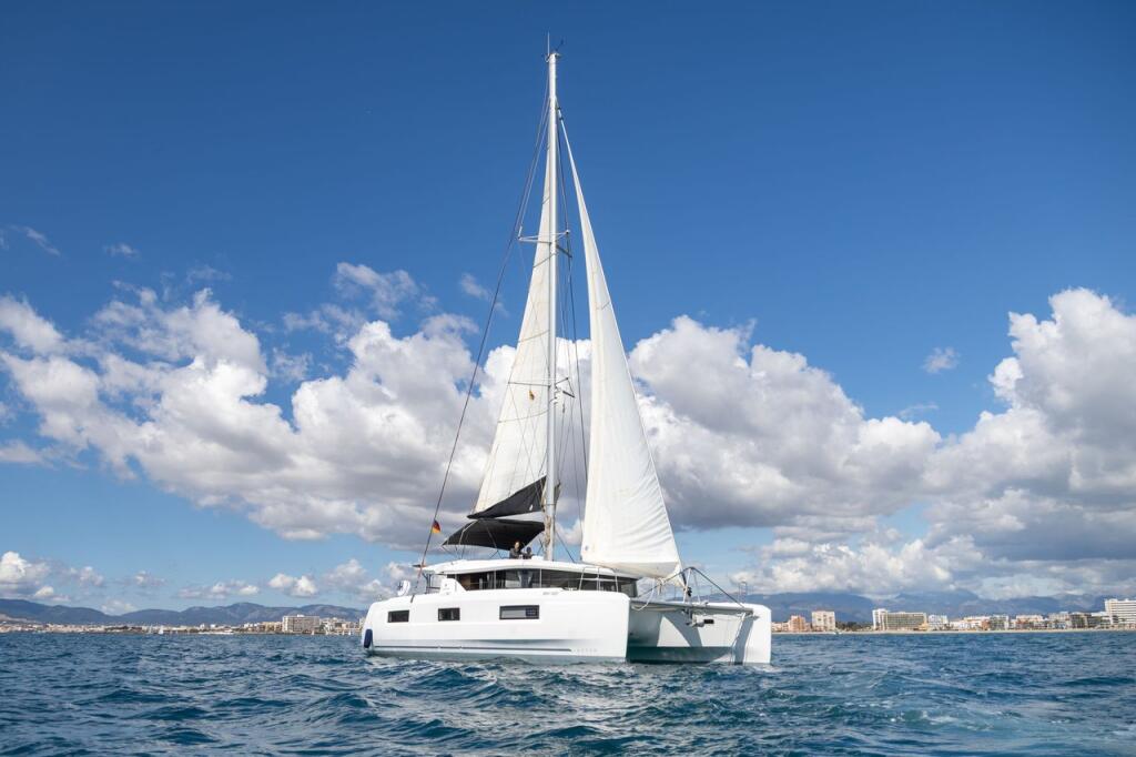 Lagoon 46 Voyager
