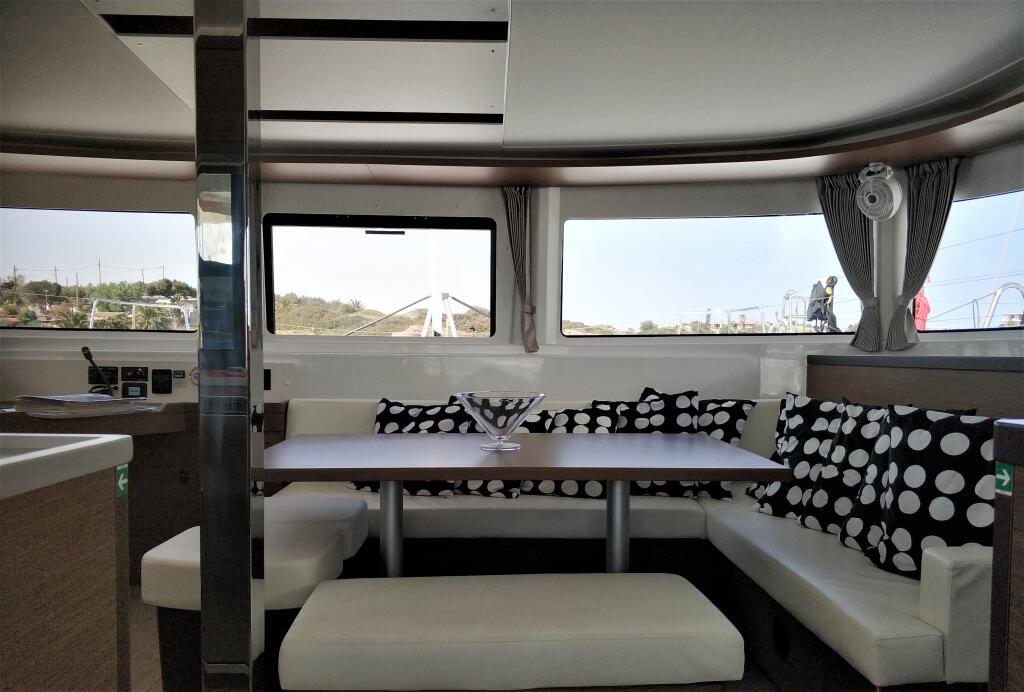 Lagoon 46 Dionike