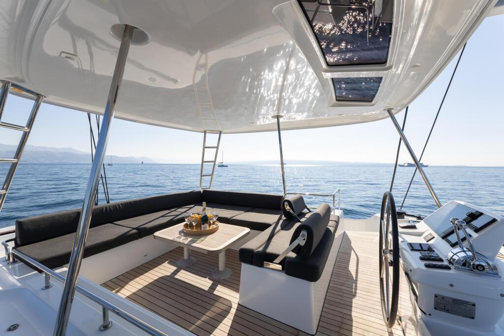 Lagoon 51 Reality