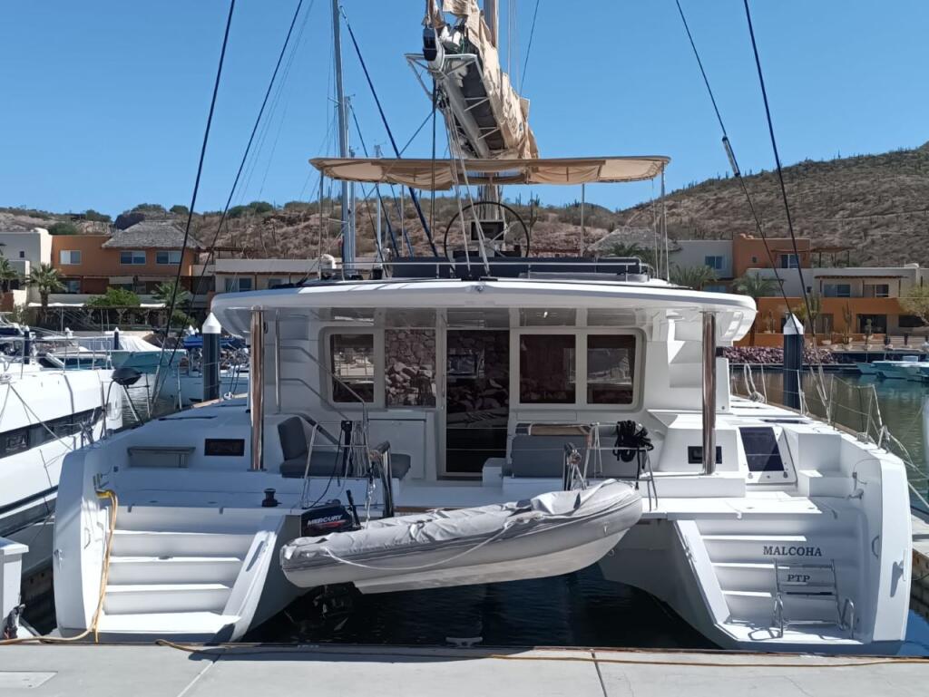 Lagoon 52 F MALCOHA 
