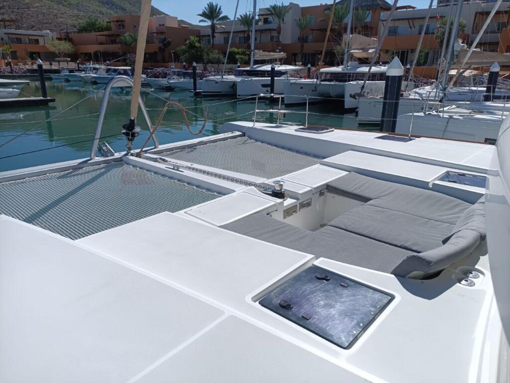 Lagoon 52 F MALCOHA 